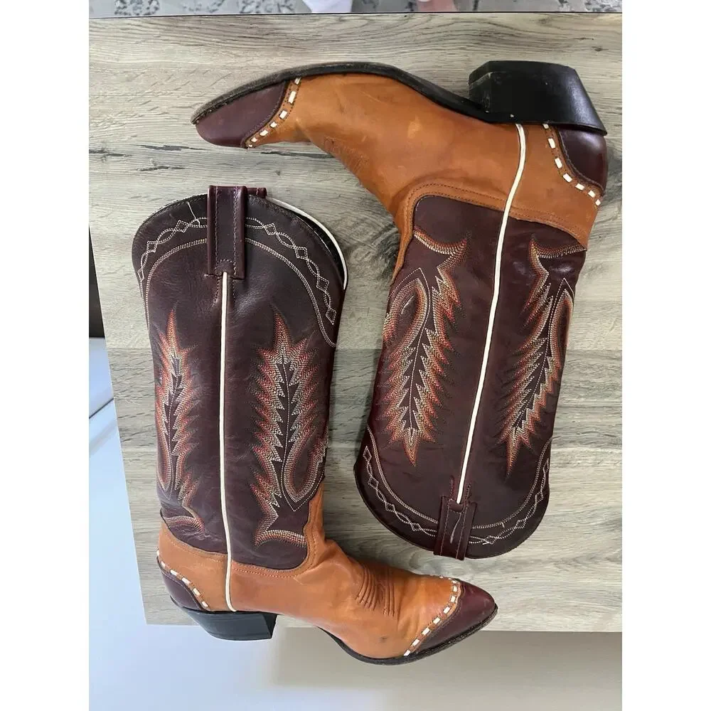 Tony Lama Vintage Brown Embroidered Cowboy Boots Size 6.5 1028 L Western